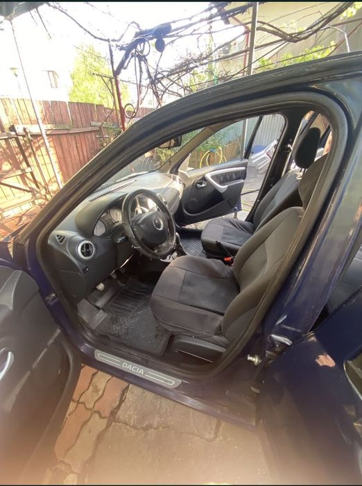 DACIA Logan 2011 — imagine 4