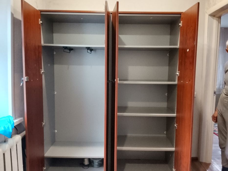 Продам шкаф в хорошем состоянии