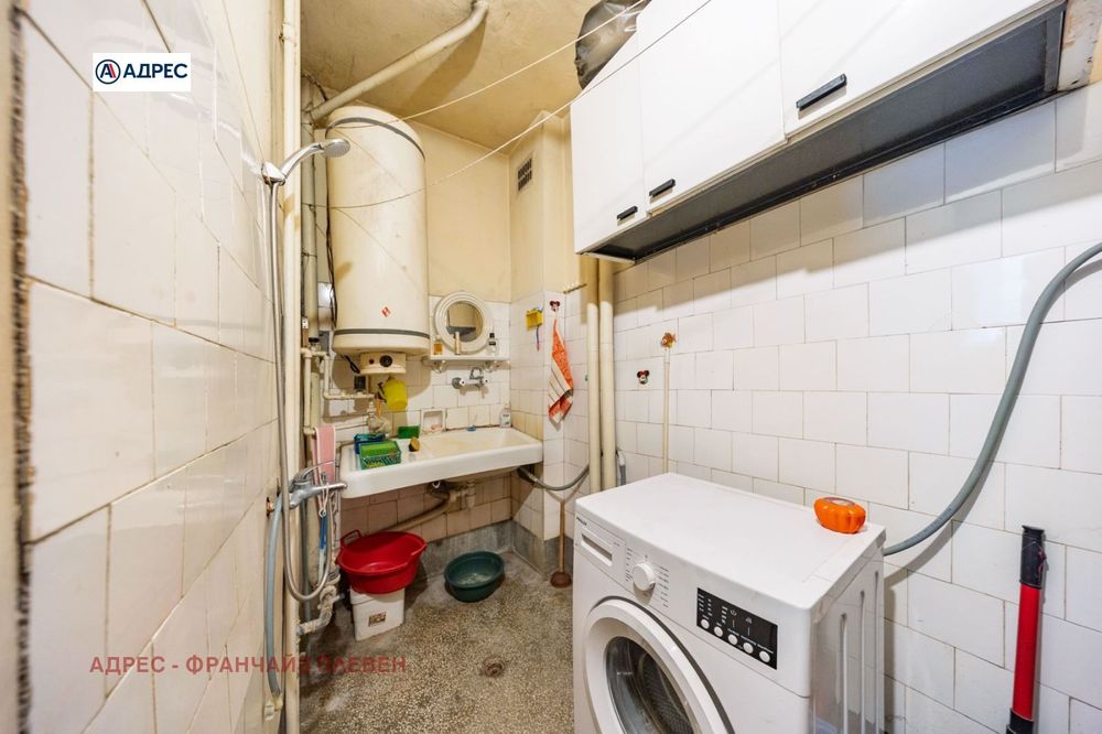 3-стаен в Плевен-Идеален център площ 85 цена 125000