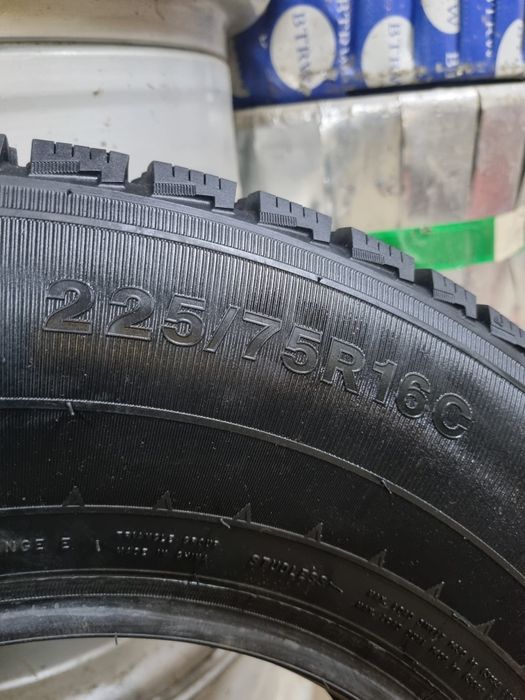 Оригинал TRIANGLE 225/75/16c