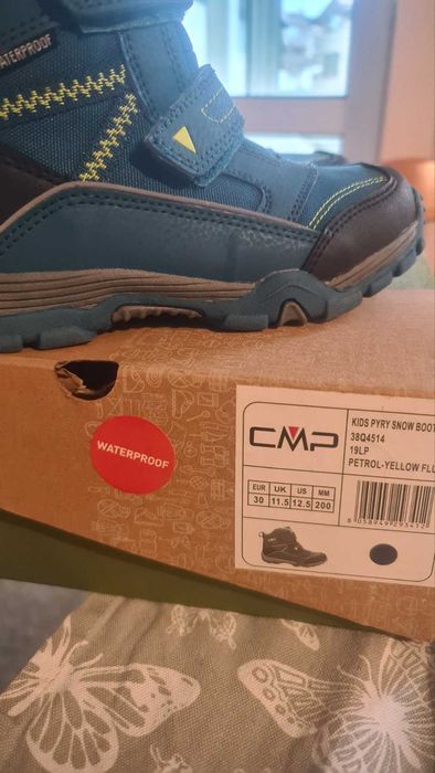 Чисто нови CMP детски боти апрески тъмносини н 30 - 20 мм