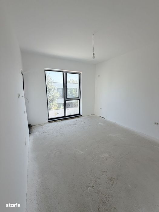 Casa nouă individuala cu 4 camere și mansardă în Bragadiru