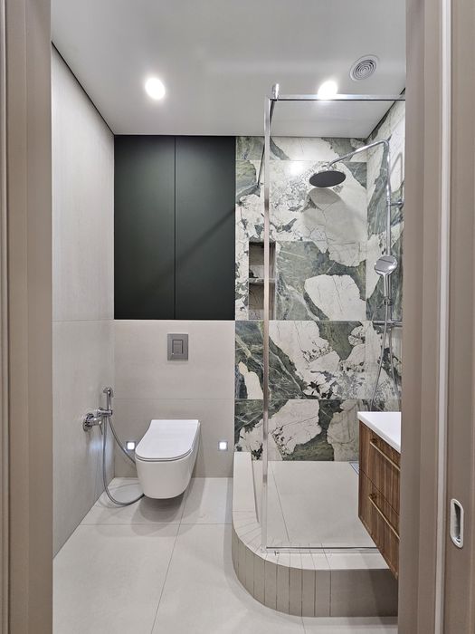 Плиточник, кафельщик