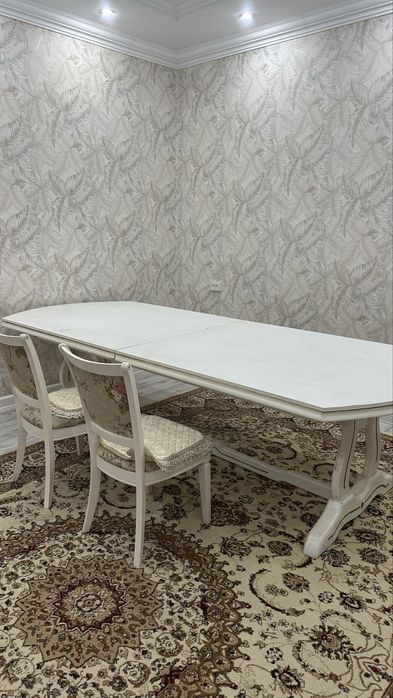 Стол  со стульями