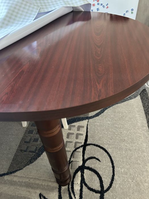 Продам овальный стол