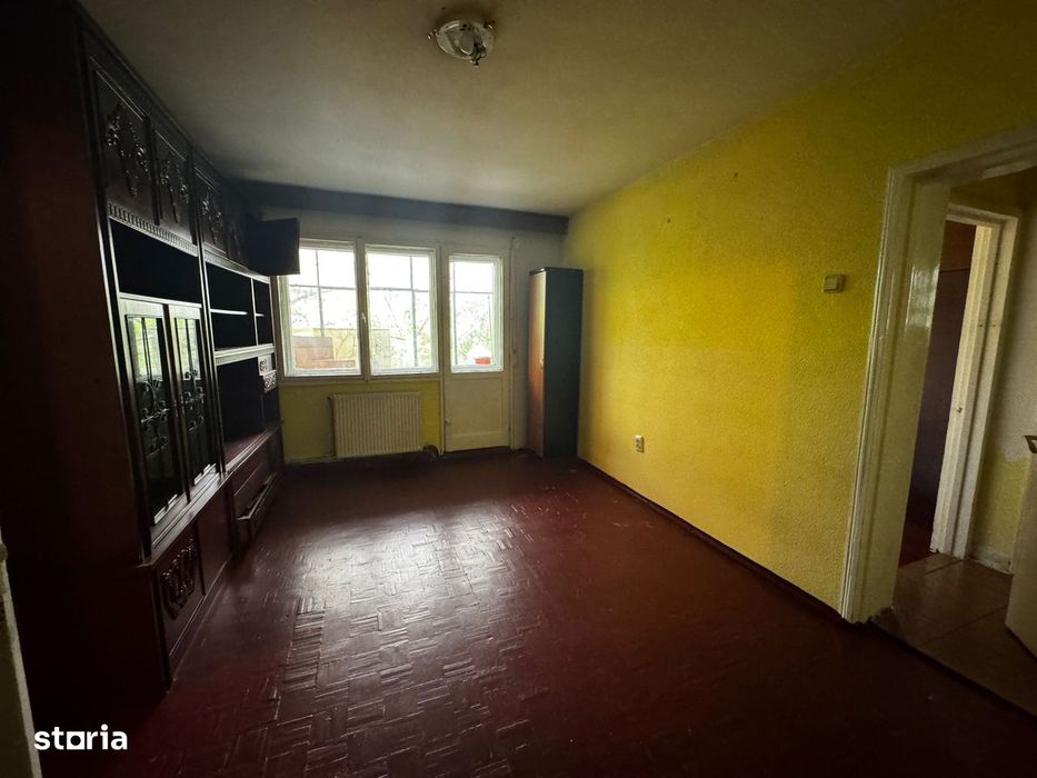3 Camere - Podu Roș