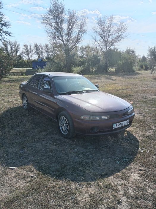 Продам Митсубиси Галант.