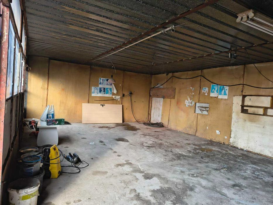 Склад за строителни материали