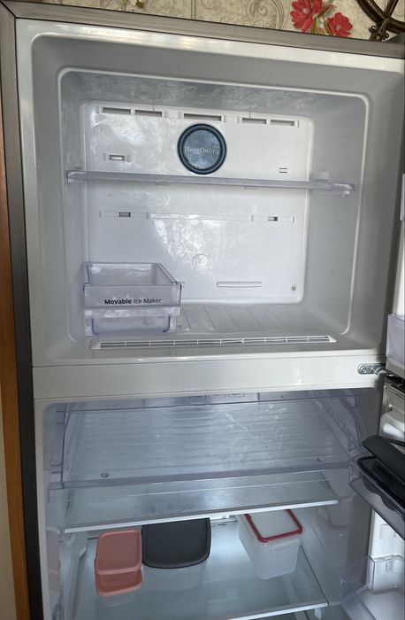 Холодильник  Samsung  Twin Cooling