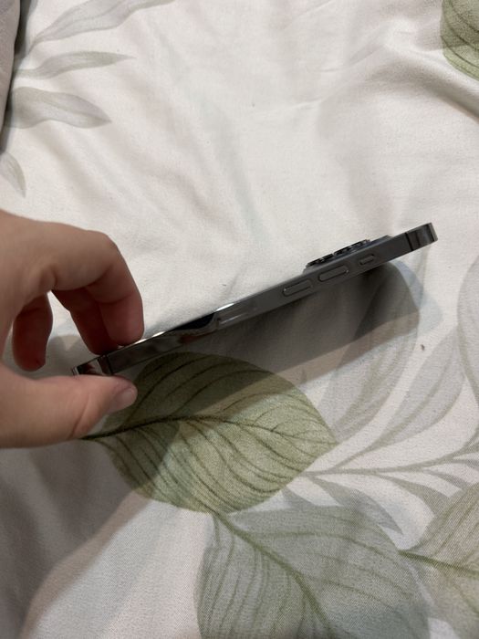 Продам, iPhone 13 Pro