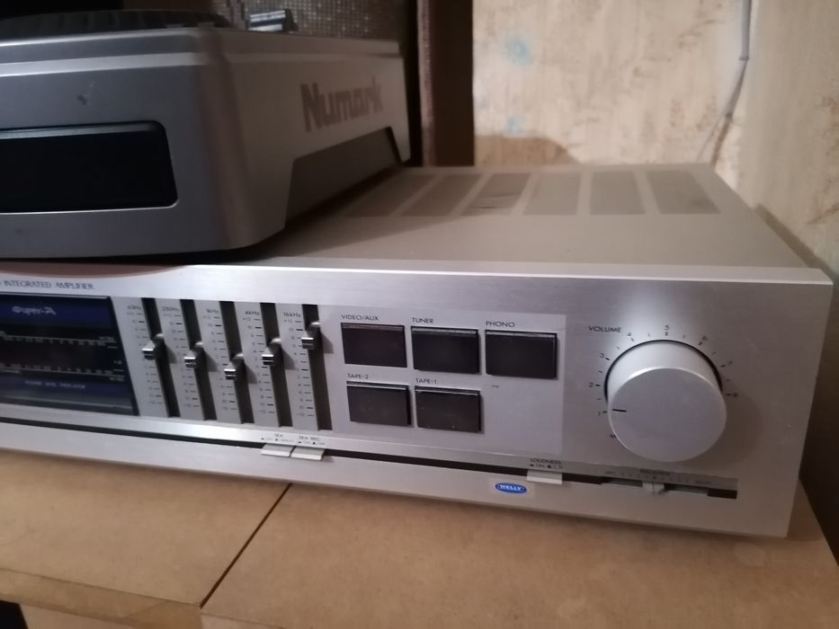 Усилвател JVC A-X 40