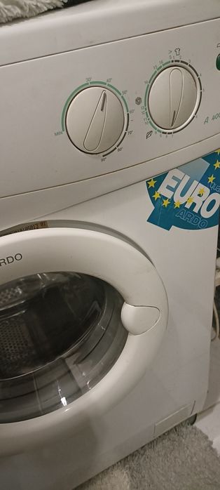 Продам стиральную машину