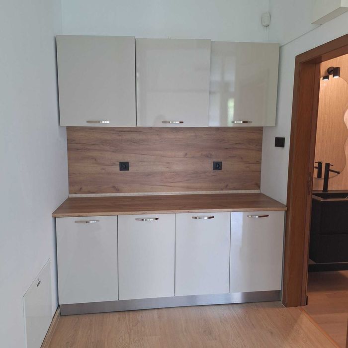 Дава се под наем Офис в София, Лозенец - 106 кв.м за 1380 € - Снимка #2
