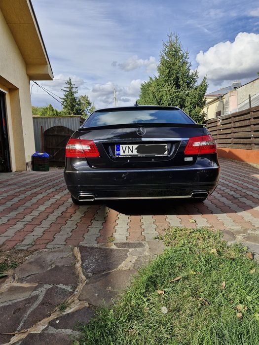 MERCEDES-BENZ E-Class 2011 — imagine 4