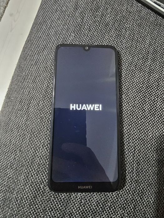Vand telefon Huawei Y 6 2019