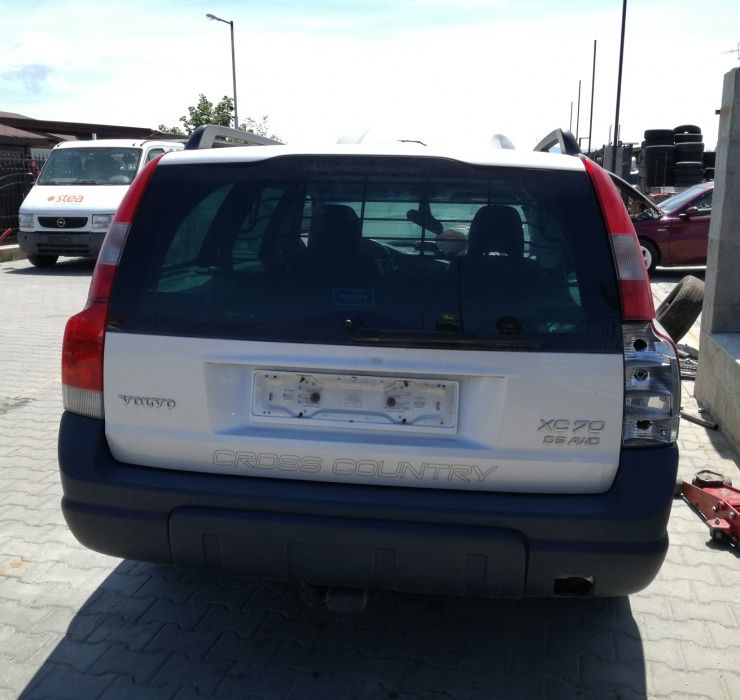 Volvo XC70 2.4 D5 /163кс,2005г;На части
