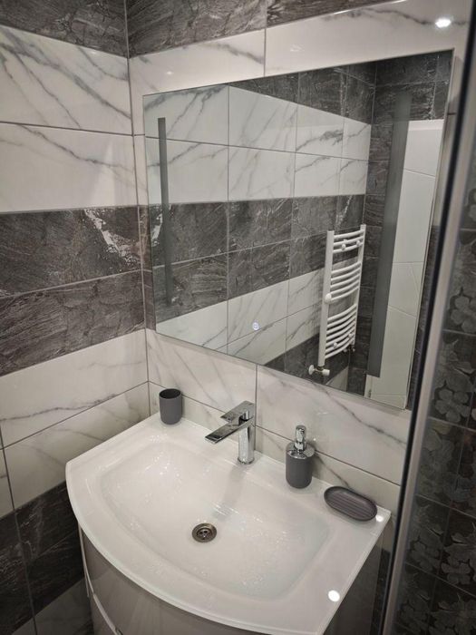 Дава се под наем Тристаен апартамент в София, Връбница 2 - 102 кв.м за 750 € - Снимка #14