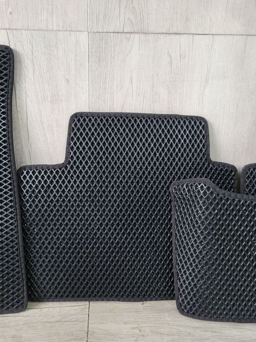 Продаются полики Evakor