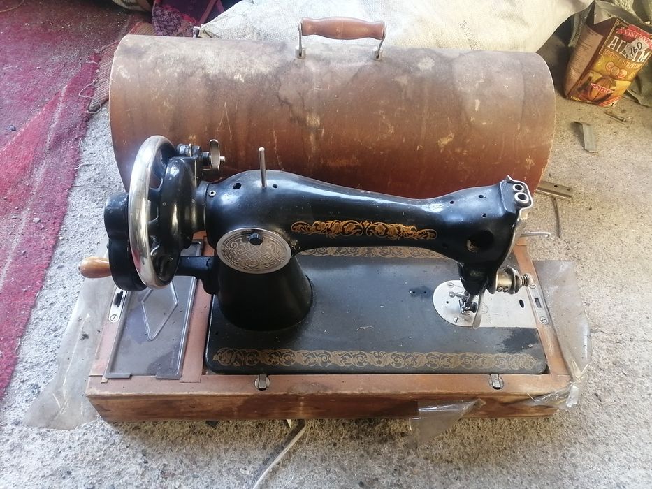 Швейная машинка.