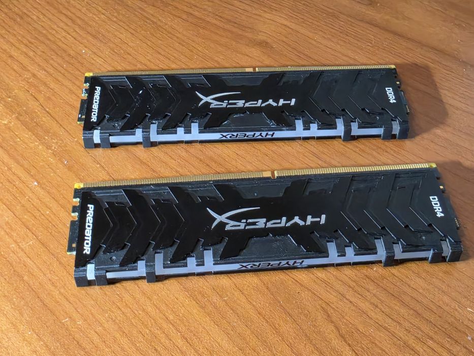 16gb [2x8gb] ddr4 3200mhz Kingsron HyperX Predator RGB