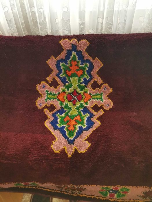 Продава се. Царска Корона