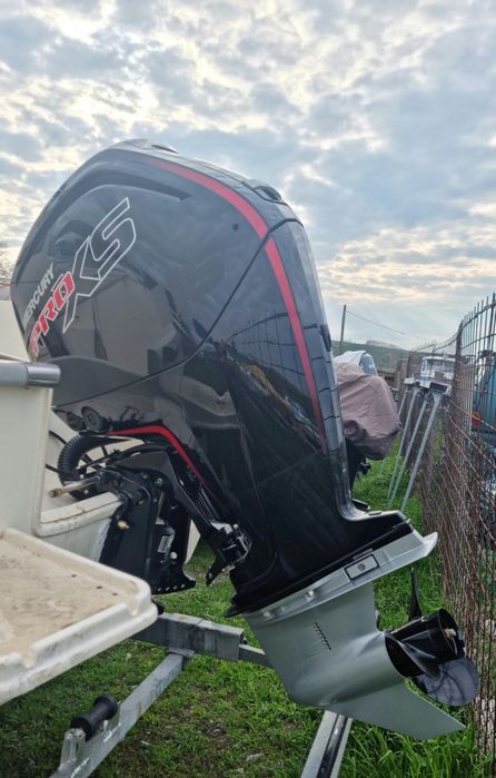 Barcă Cabinata Timonier 600.