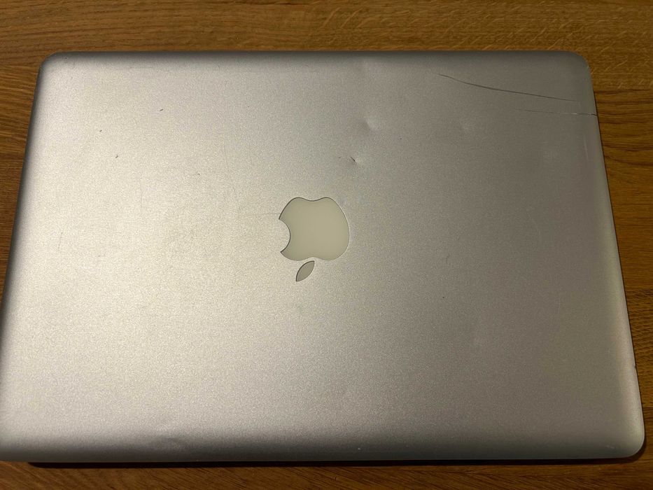 Macbook Pro 13inch, A1278, I5, 240GB SSD, 8GB RAM