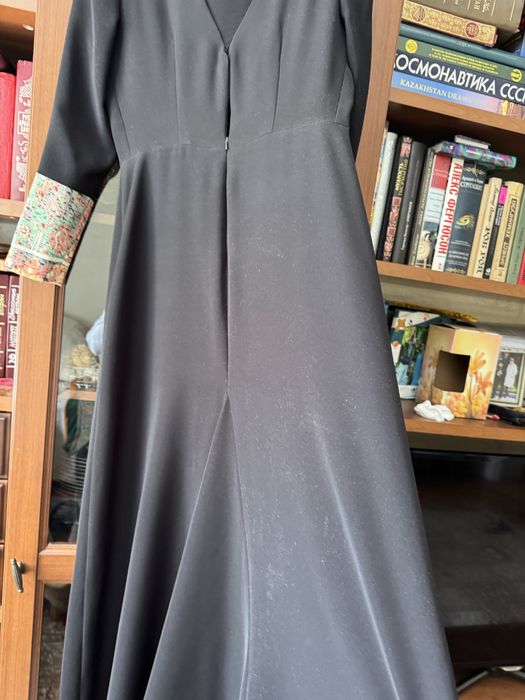 Платье вечернее размер M