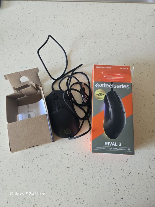 De vânzare mouse Steelseries Rival 3 în  garanție!