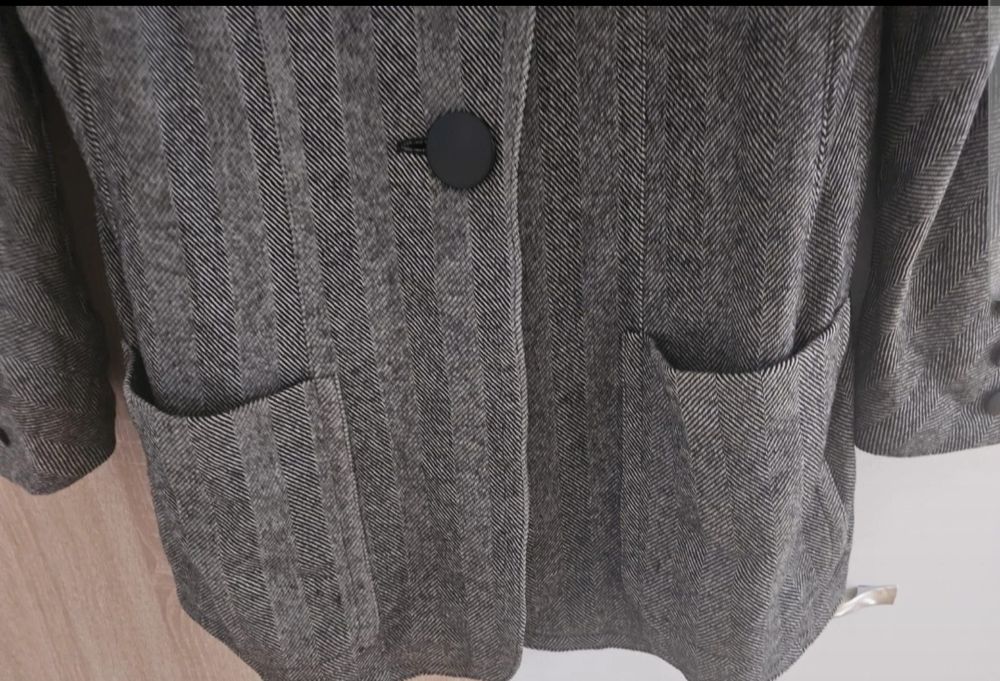 Sacou damă elegant din 100 %lână pură