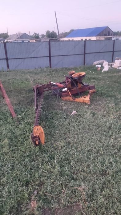 Трактор с камплектующими