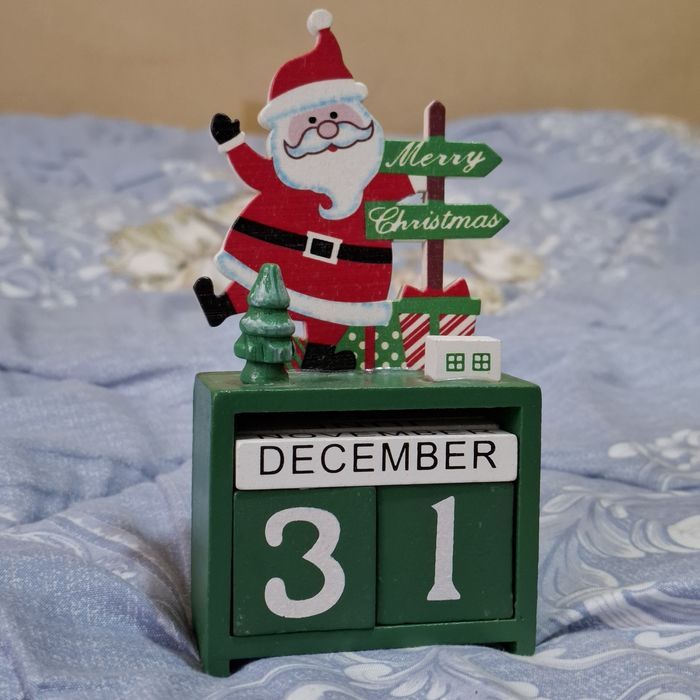 Деревянный календарь