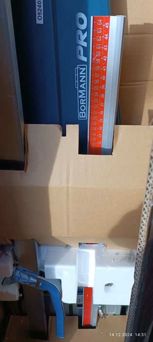 Машина за рязане на плочки Bormann Pro BTC3250 152 см