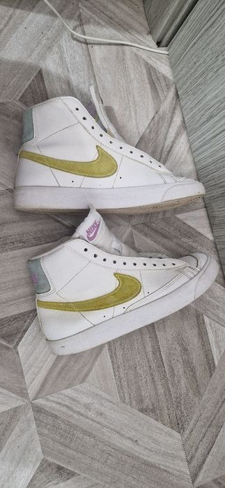 Vând Blezer-Nike originali