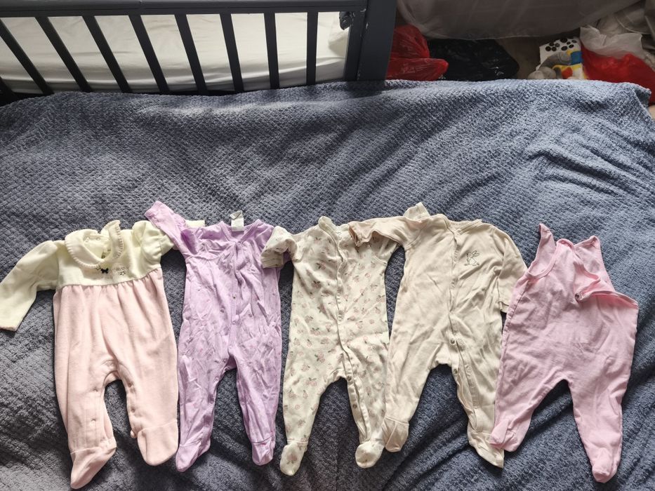 Пакет вещей для девочки (3-6 месяцев)