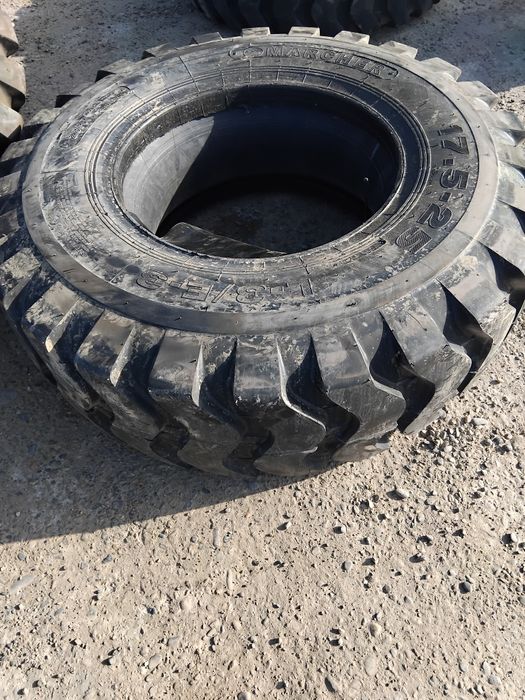 Пагрузчик. 1.8кубликга.17.5х25...28слой