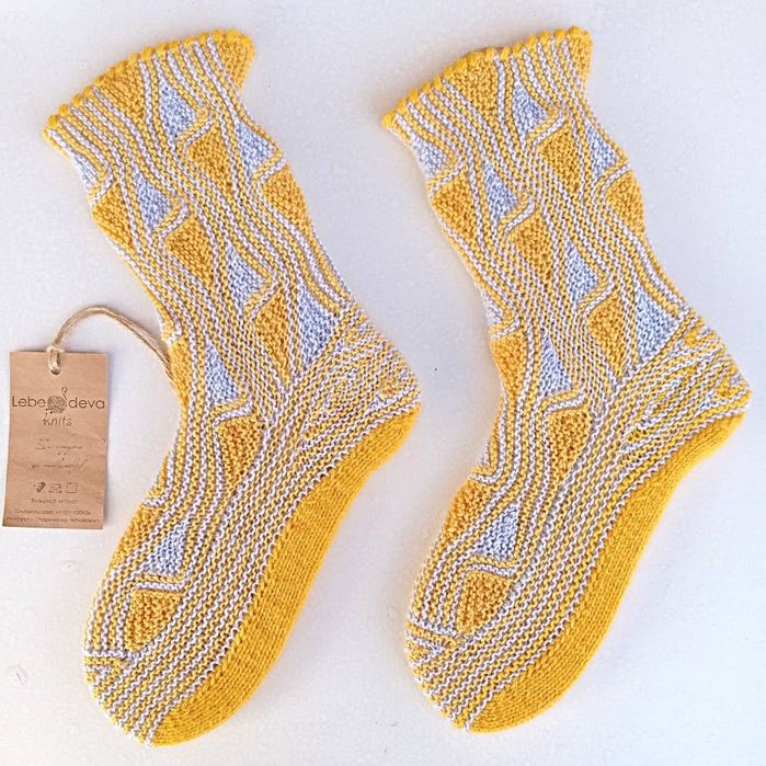 Шерстяные носки ручной работы