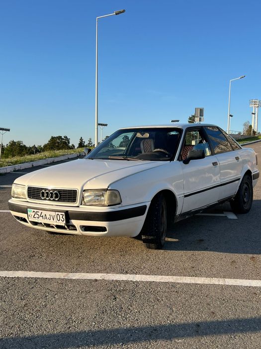 Продам  Ауди б4 Моник