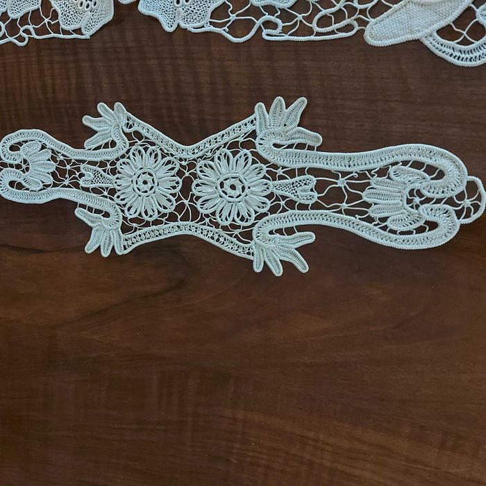 4  dantele decorative din macrame lucrate manual de calitate deosebită