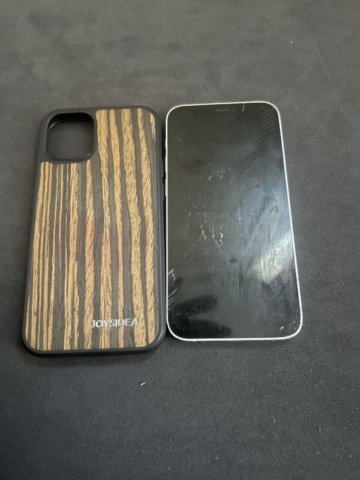 Продам Iphone 12 mini