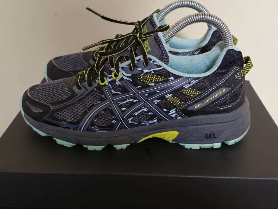 Asics Gel оригинални дамски маратонки