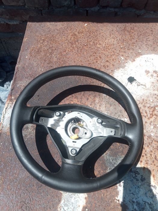 Трилъчов волан Ауди А 3