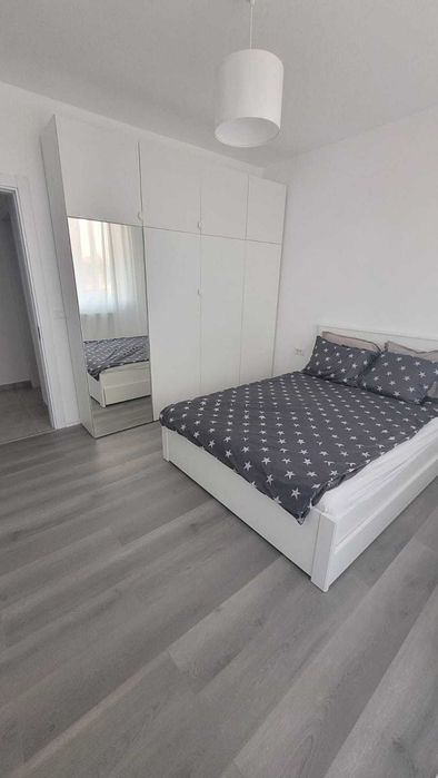 De închiriat apartament 3 camere | Etaj 1 | 84 m | Str. Biruintei | Loc de parcare inclus