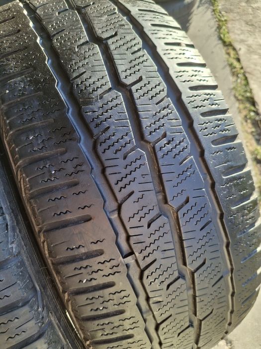 4 Anvelope de iarnă  225 55 r17C TOYO