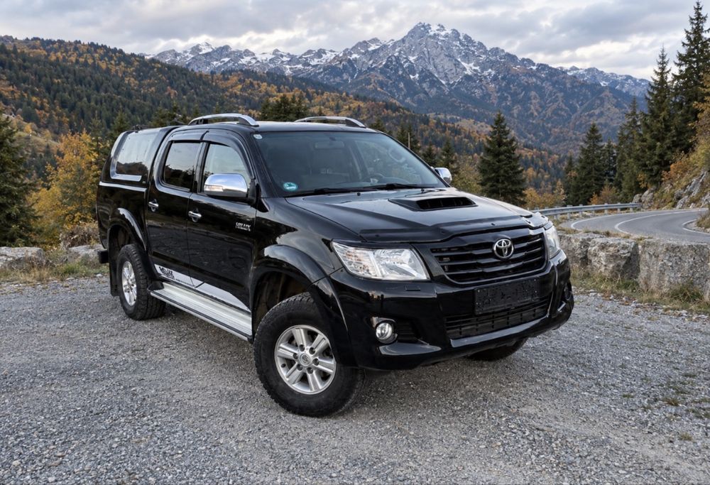 Toyota Hilux  -  2.5 D-4D / 144 cp ~ Blocant spate din fabrica functional