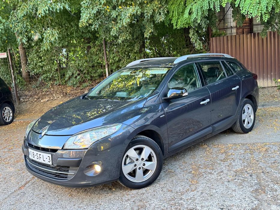 Renault Megane “Bose” / 2011 / Diesel / 219.000 Km
