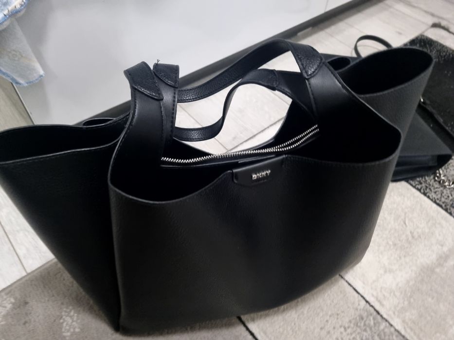 Дамска чанта DKNY