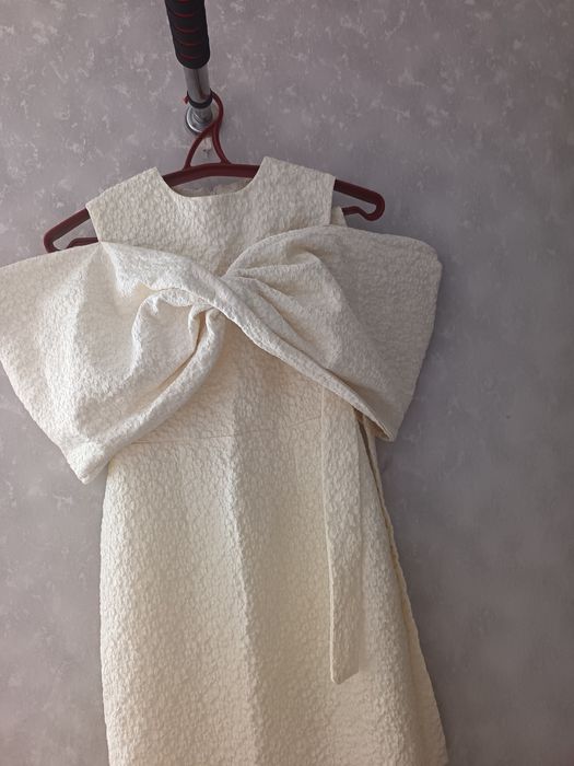 Продам шикарное платье для вечера