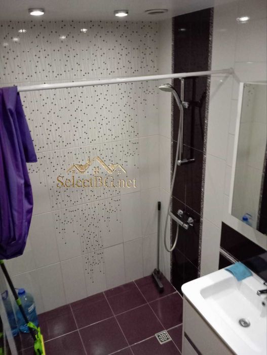 Дава се под наем Тристаен апартамент в Велико Търново, Център - 80 кв.м за 357 € - Снимка #7