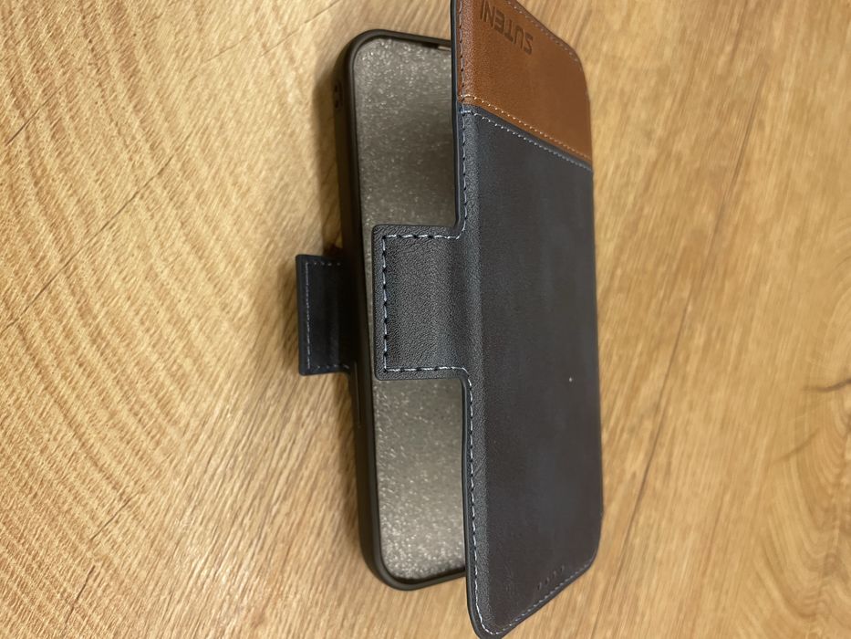 Кожен калъф за iPhone 14